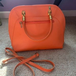 Muska Pebble leather bag